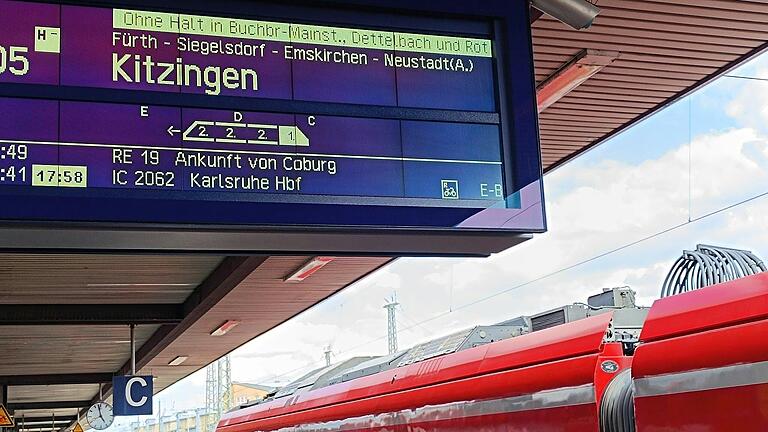 Die Bahnstrecke von Würzburg nach Kitzingen ist schon wieder zum Ärgernis geworden: Jeder zweite Regionalzug fährt nicht. Die Bahnstrecke von Würzburg nach Kitzingen ist schon wieder zum Ärgernis geworden: Jeder zweite Regionalzug fährt nicht.