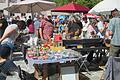 Flohmarkt-Atmosphäre genießen und dabei ein Schnäppchen machen ist ein wunderbarer Zeitvertreib.       -  Flohmarkt-Atmosphäre genießen und dabei ein Schnäppchen machen ist ein wunderbarer Zeitvertreib.