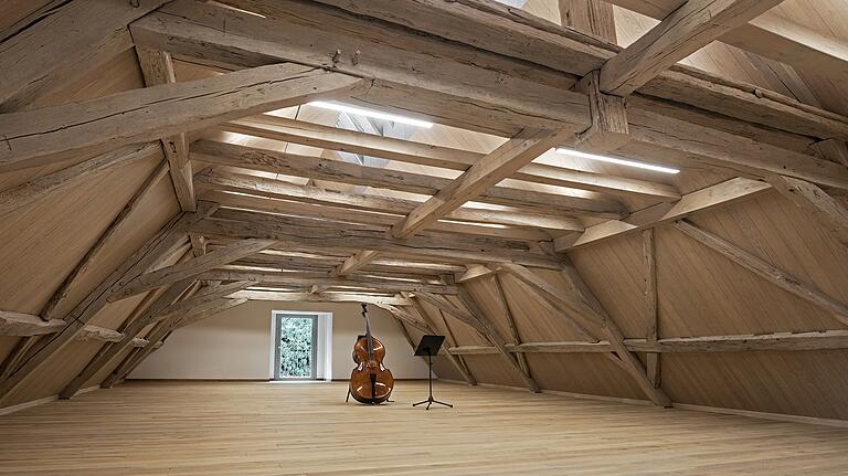 So macht Musizieren Spaß: Historisch gewachsen und doch modern sind die Räumlichkeiten in der Musikakademie Hammelburg. So macht Musizieren Spaß: Historisch gewachsen und doch modern sind die Räumlichkeiten in der Musikakademie Hammelburg.