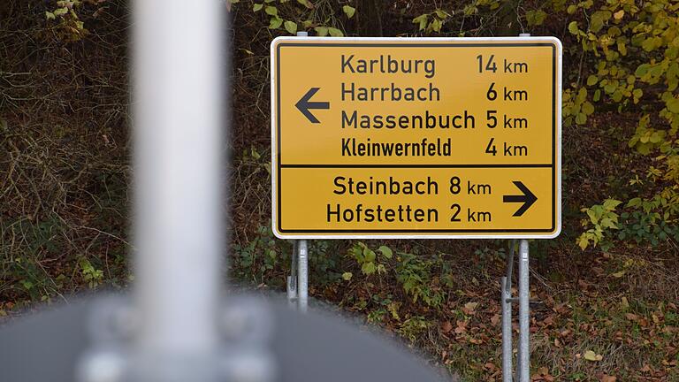 Auf der Gemünden gegenüberliegenden Mainseite soll eigentlich die Gemündener Ortsumgehung entstehen. Auf der Gemünden gegenüberliegenden Mainseite soll eigentlich die Gemündener Ortsumgehung entstehen.