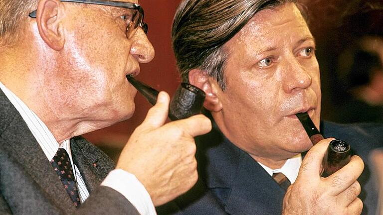 Helmut Schmidt tot       -  Zwei große Köpfe der SPD: Herbert Wehner und Helmut Schmidt 1972.