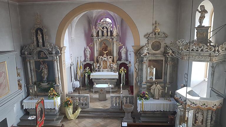 Für das Patronatsfest im Juli zu Ehren ihres Kirchen-Schutzpatrons, der Heilige Jakobus der Ältere, wird die Kirche jedes Jahr festlich geschmückt.