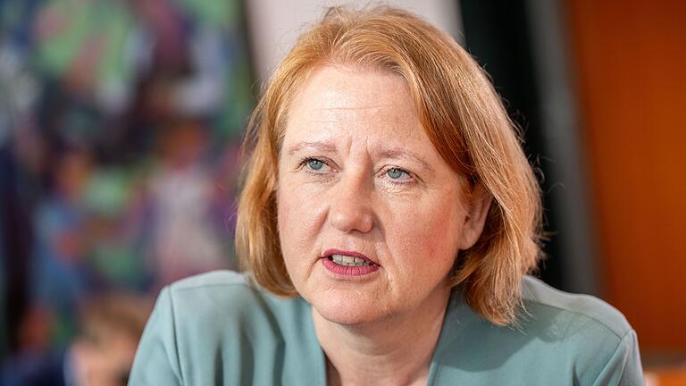 Bundeskabinett       -  Familienministerin Lisa Paus (Grüne) spricht von einem starken Signal für eine bessere Kita-Qualität im Land. (Archivbild)
