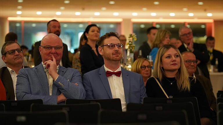 Stadtbaumeister Michael Wehner und der geschäftsleitende Beamte der Stadt Bad Neustadt, Maximilian Pfister, beim Neujahrsempfang.