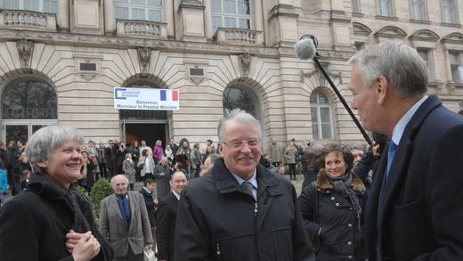 Ayrault besucht die Uni       -  Der französische Premierminister besucht die Uni Würzburg