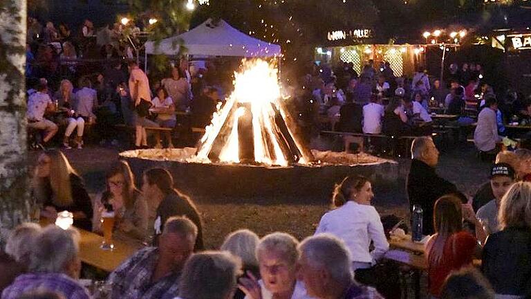 Das besondere Markenzeichen des Sommerfestes auf dem Tivoli: die heimelige Atmosphäre.