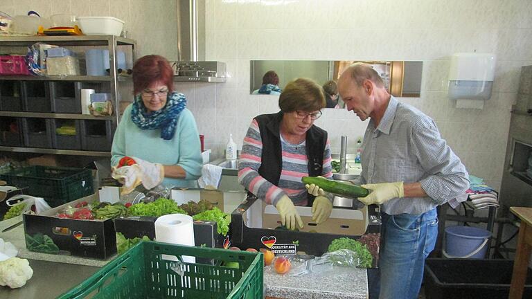 Die geräumigen Küche des neuen Domizils der Tafel Hammelburg verfügt über ausreichend Platz für Arbeit der freiwilligen Helfer.   Winfried Ehling       -  Die geräumigen Küche des neuen Domizils der Tafel Hammelburg verfügt über ausreichend Platz für Arbeit der freiwilligen Helfer.   Winfried Ehling