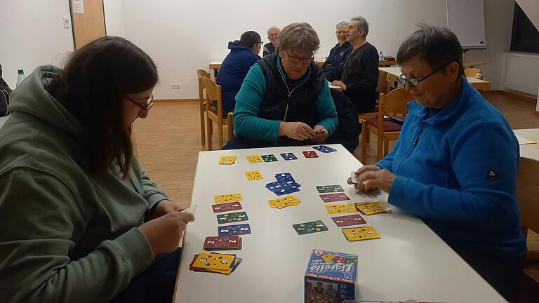 Kolping spielt Ligretto. Kolping spielt Ligretto.