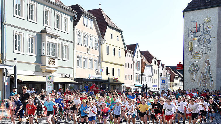 20. Sparkassen Jubiläumslauf: Lauf 2, Schüler-Run (1.730 Meter)