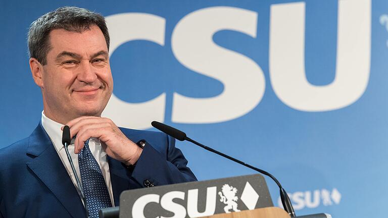 Nette Worte für den scheidenden CSU-Chef: Markus Söder lobt Horst Seehofer, nachdem dieser ihn in interner Sitzung für den Parteitag am 19. Januar offiziell als seinen Nachfolger vorgeschlagen hat. Nette Worte für den scheidenden CSU-Chef: Markus Söder lobt Horst Seehofer, nachdem dieser ihn in interner Sitzung für den Parteitag am 19. Januar offiziell als seinen Nachfolger vorgeschlagen hat.