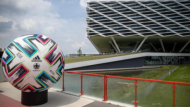Das EM-Quartier der Deutschen Nationalmannschaft in Herzogenaurach. Unterfränkische Fußball-Experten trauen der DFB-Elf einiges zu bei der EM.