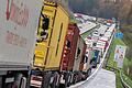 Autobahnstau       -  Hunderte LKW stehen auf der Autobahn A8 Richtung Süden im Stau.