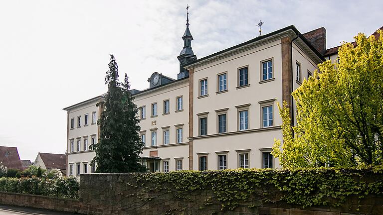 Der Tatort: das ehemalige Kloster 'Maria Schnee' in Lülsfeld (Lkr. Schweinfurt).