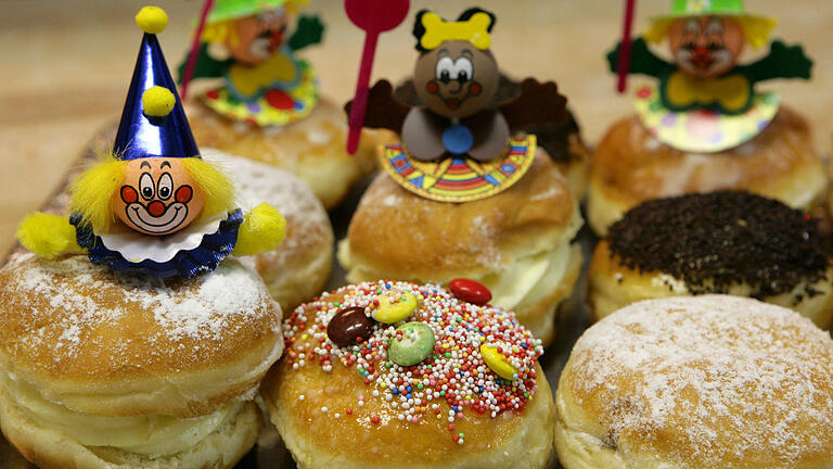 Pfannkuchen zu Silvester - Ist der Krapfen ein Berliner? Pfannkuchen zu Silvester - Ist der Krapfen ein Berliner?
