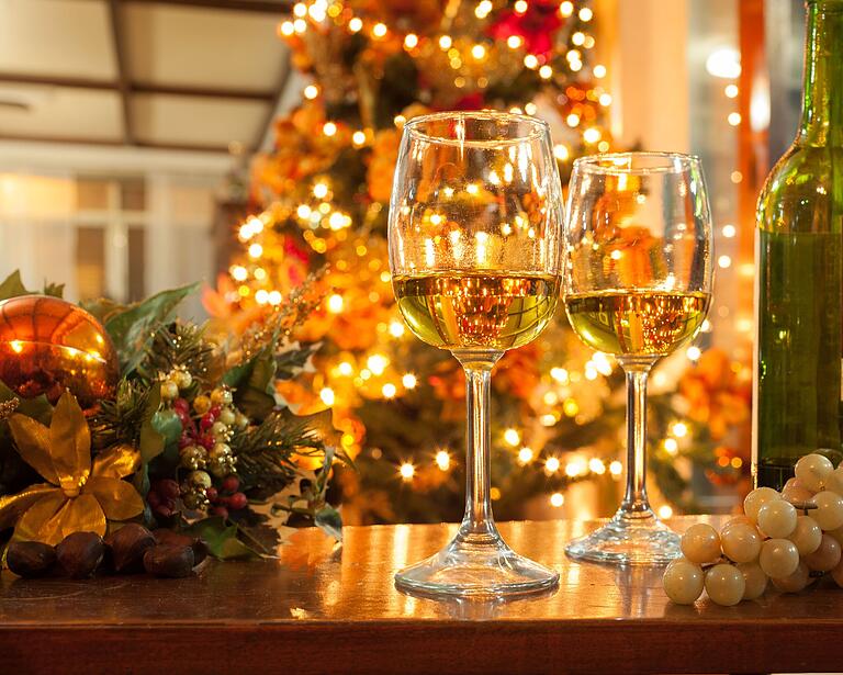 Bietet sich auch mal als Geschenk an: Wein, Bier oder Spirituosen aus den Haßbergen. Bietet sich auch mal als Geschenk an: Wein, Bier oder Spirituosen aus den Haßbergen.