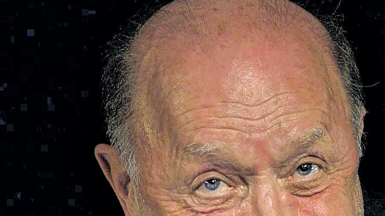 Paraderolle: Schulz im Jahr 2004 als Affe in „Ein Bericht für eine Akademie“ von Kafka. Paraderolle: Schulz im Jahr 2004 als Affe in „Ein Bericht für eine Akademie“ von Kafka.