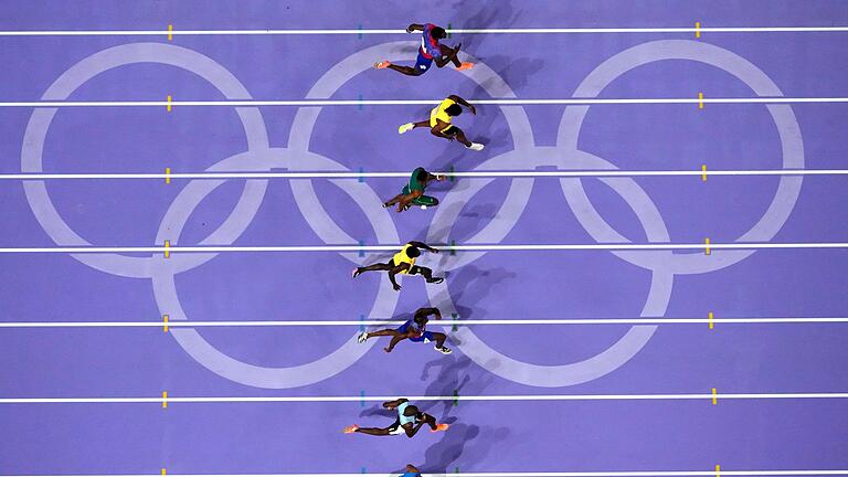Paris 2024 - Leichtathletik - Fünf Tausendstelsekunden entschieden über den Olympiasieger. Paris 2024 - Leichtathletik - Fünf Tausendstelsekunden entschieden über den Olympiasieger.