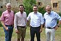 Ehrengäste beim FDP-Sommerfest in Irmelshausen (von links): Andrew Ullmann, Martin Hagen, Bijan Djir-Sarai und Gastgeber Karl Graf Stauffenberg.