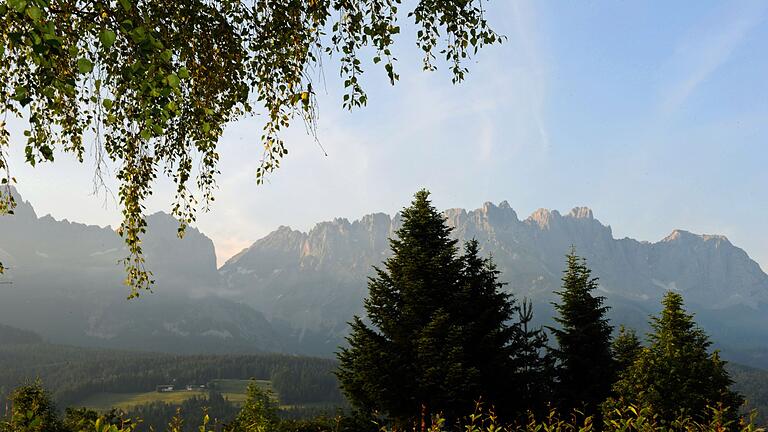 Wilder Kaiser       -  Der Wilde Kaiser. In diesem Gebirgszug in Tirol kam es zu dem tödlichen Unfall. (Archivfoto)