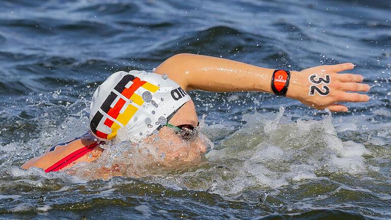 Leonie Beck bei den Weltmeisterschaften 2023 im japanischen Fukuoka: Die 26-Jährige, die für den SV Würzburg 05 startet, gewann sowohl über zehn als auch über fünf Kilometer Gold.