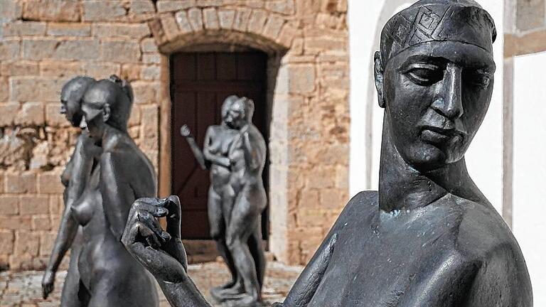 Dialog im Innenhof