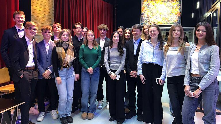 Die Schüler der Klasse 10a waren begeistert vom Besuch der Oper.