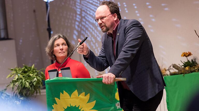 Die Landtagsabgeordneten Patrick Friedl und Kerstin Celina sprachen ebenfalls am Aschermittwoch. Die Landtagsabgeordneten Patrick Friedl und Kerstin Celina sprachen ebenfalls am Aschermittwoch.