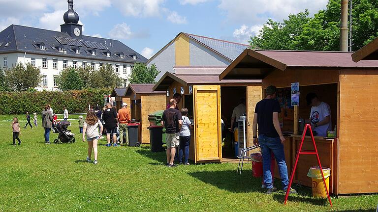 Viele Besucherinnen und Besucher zum Auftakt       -  Viele Besucherinnen und Besucher zum Auftakt