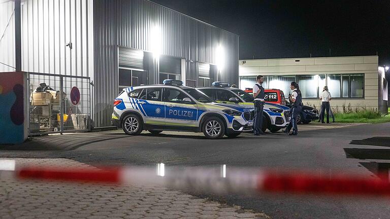 14-Jähriger tot bei Schule gefunden.jpeg - Ein 14-Jähriger wurde im September in Lohr am Main getötet. Nun hat der Prozess begonnen. 14-Jähriger tot bei Schule gefunden.jpeg - Ein 14-Jähriger wurde im September in Lohr am Main getötet. Nun hat der Prozess begonnen.