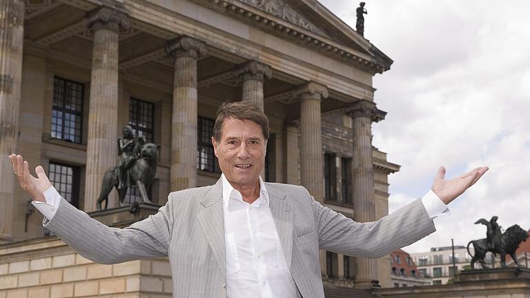 Sänger Udo Jürgens       -  Der Sänger Udo Jürgens 2009 in Berlin auf dem Gendarmenmarkt. (Archivfoto)