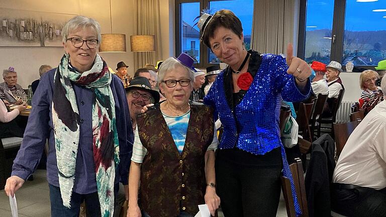 Auf dem Foto (von links): Rita Lannig, Elsbeth Keller, Renate Westerwelle. Auf dem Foto (von links): Rita Lannig, Elsbeth Keller, Renate Westerwelle.