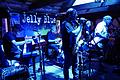 Blaue Stunde: Jelly Blue rollte in den Gaden die gute alte Zeit des Rock und Blues aus.