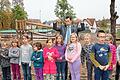Einweihung Pausenhof Grundschule, mit im Bild Rektor Helmut Ott.