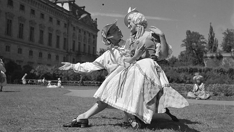 Ein Idyll, mitten im Krieg: Schäferspiele des Mozartfests 1942.