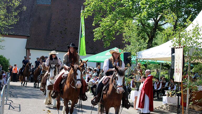 66 Pferde bestritten den Wolfgangsritt.