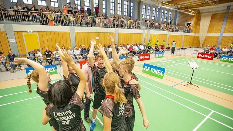 Im Zuge der 60-Jahr-Feier der Badmintonabteilung des TSV Iphofen wurde im Oktober 2018 das Junioren-Länderspiel (U 19) zwischen Deutschland und Europameister Frankreich in der Karl-Knauf-Halle ausgerichtet.