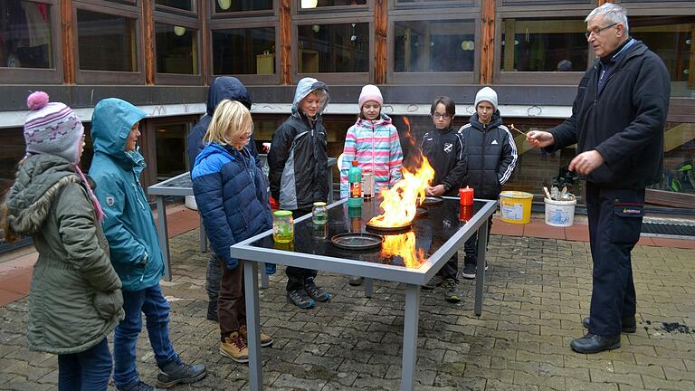 Bei der Feuerwehr AG machen alle gerne mit.