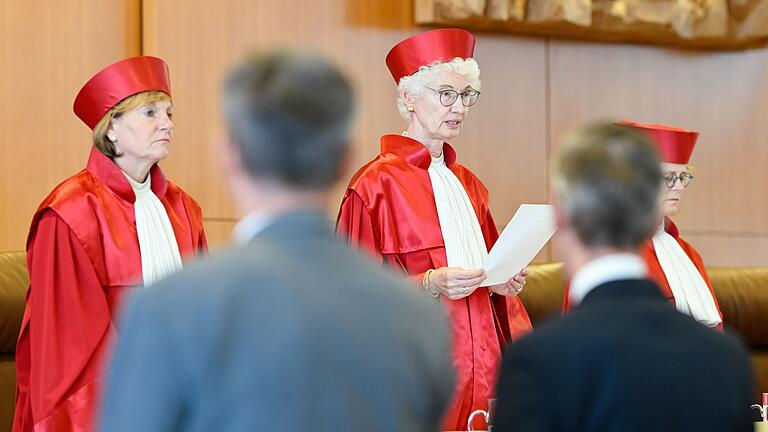 Bundesverfassungsgericht urteilt zu AfD-Klagen       -  Der Zweite Senat hat zu zwei Organklagen der AfD entschieden.