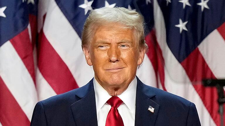 Donald Trump bei einer Wahlparty am 6. November 2024 in West Palm Beach, Florida. Am 20. Januar wird er als Präsident vereidigt.