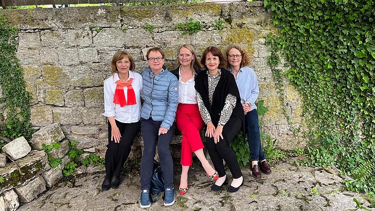 Andrea Werner, Brigitte Stemmler, Anne Boenisch, Uta Mapara und Marie-Simone Pohl.