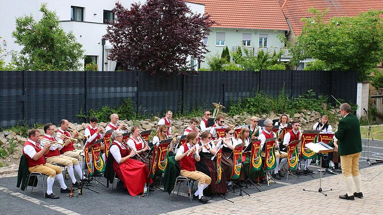 Einen bunten Strauß Melodien präsentierte das Orchester des MGV Wiesentheid.