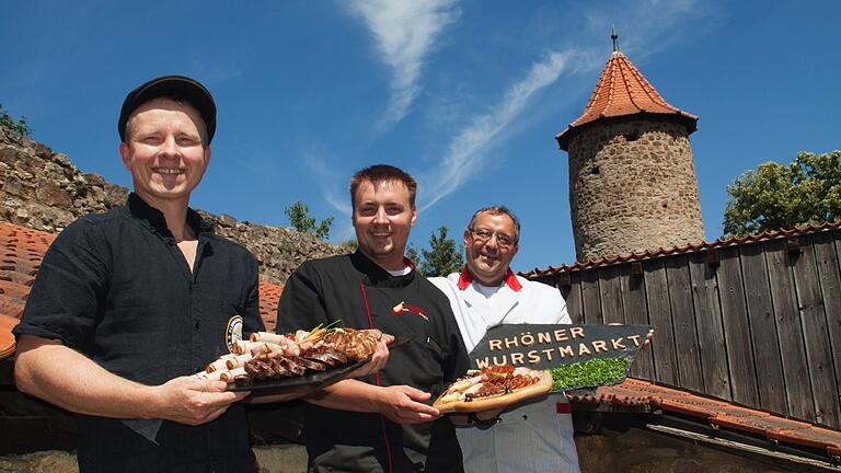 Ein Highlight weit über Ostheim und das Streutal hinaus ist der Rhöner Wurstmarkt (Archivfoto). Er findet heuer wieder regulär statt und dürfte wieder tausende Besucherinnen und Besucher anlocken.