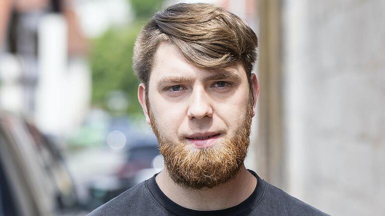 Dirk Heymann. Dirk Heymann.