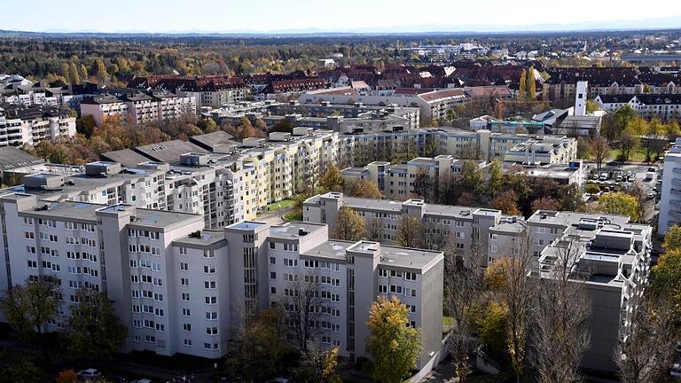 Miete       -  In einem Betrugsprozess in Augsburg ging es um unsaubere Methoden von Immobilienbesitzern, die damit an höhere Mieteinnahmen kamen.