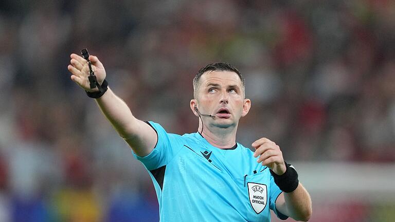 Schiedsrichter Michael Oliver       -  Der Engländer Michael Oliver leitet das Champions-League-Spiel Bayern München-Bayer Leverkusen.