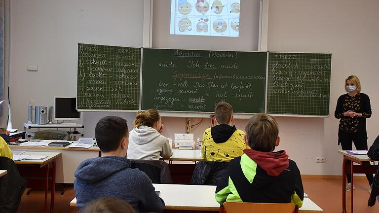 Im Frühjahr waren sogenannte pädagogische Willkommensgruppen für die Schülerinnen und Schüler aus der Ukraine auch an einigen Schweinfurter Schulen eingerichtet worden.