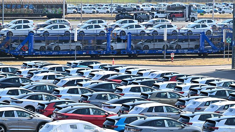 Volkswagen Sachsen       -  Die deutsche Industrie steht unter Druck - darunter Schlüsselbranchen wie die Automobilbranche (Archivbild).