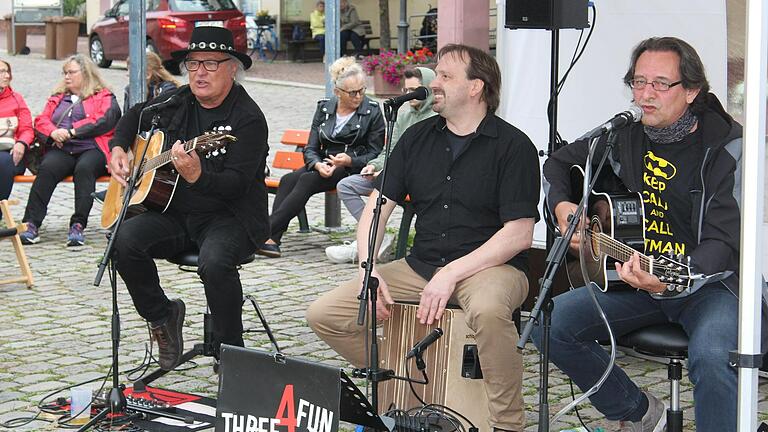 Musik in der Stadt mit 'Three 4 Fun' Musik in der Stadt mit 'Three 4 Fun'