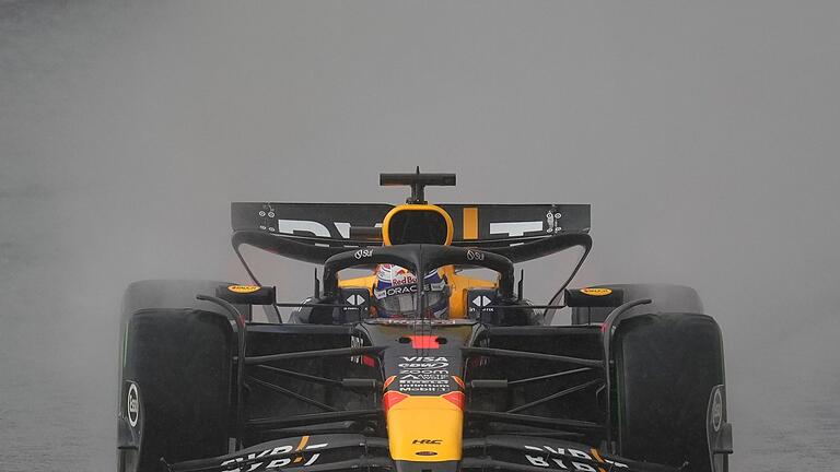 Großer Preis von Brasilien       -  Verstappen liefert eine weltmeisterliche Leistung ab.