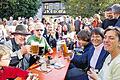 Wurst macht Durst: Der Ostheimer Wurstmarkt ist alle zwei Jahre ein Besuchermagnet für den Luftkurort.
